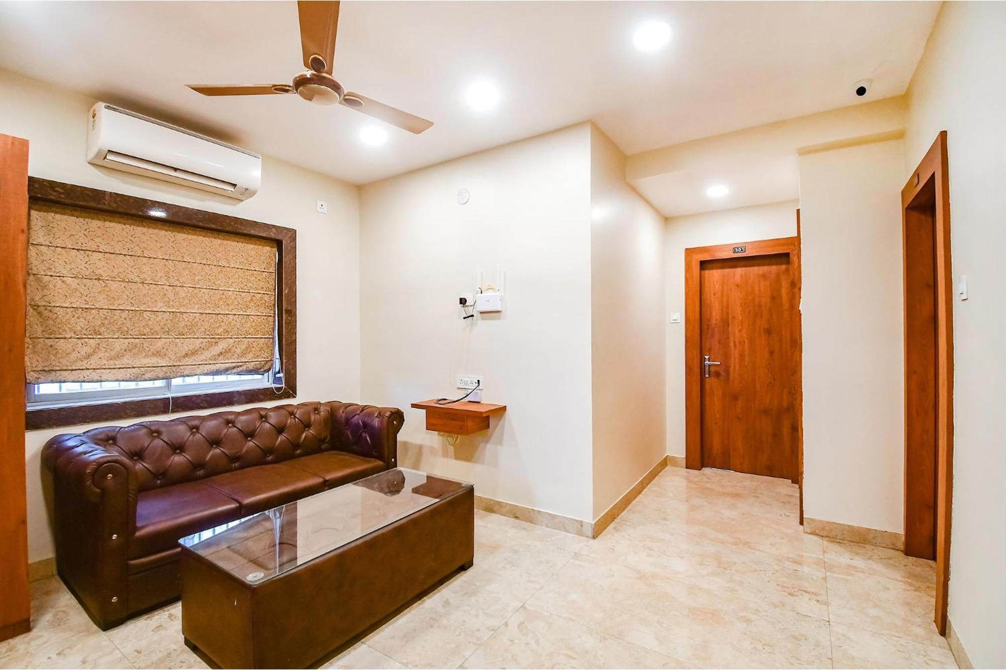 Fabhotel Dream World Residency - Nr Biswa Bangla Gate Колката Екстериор снимка