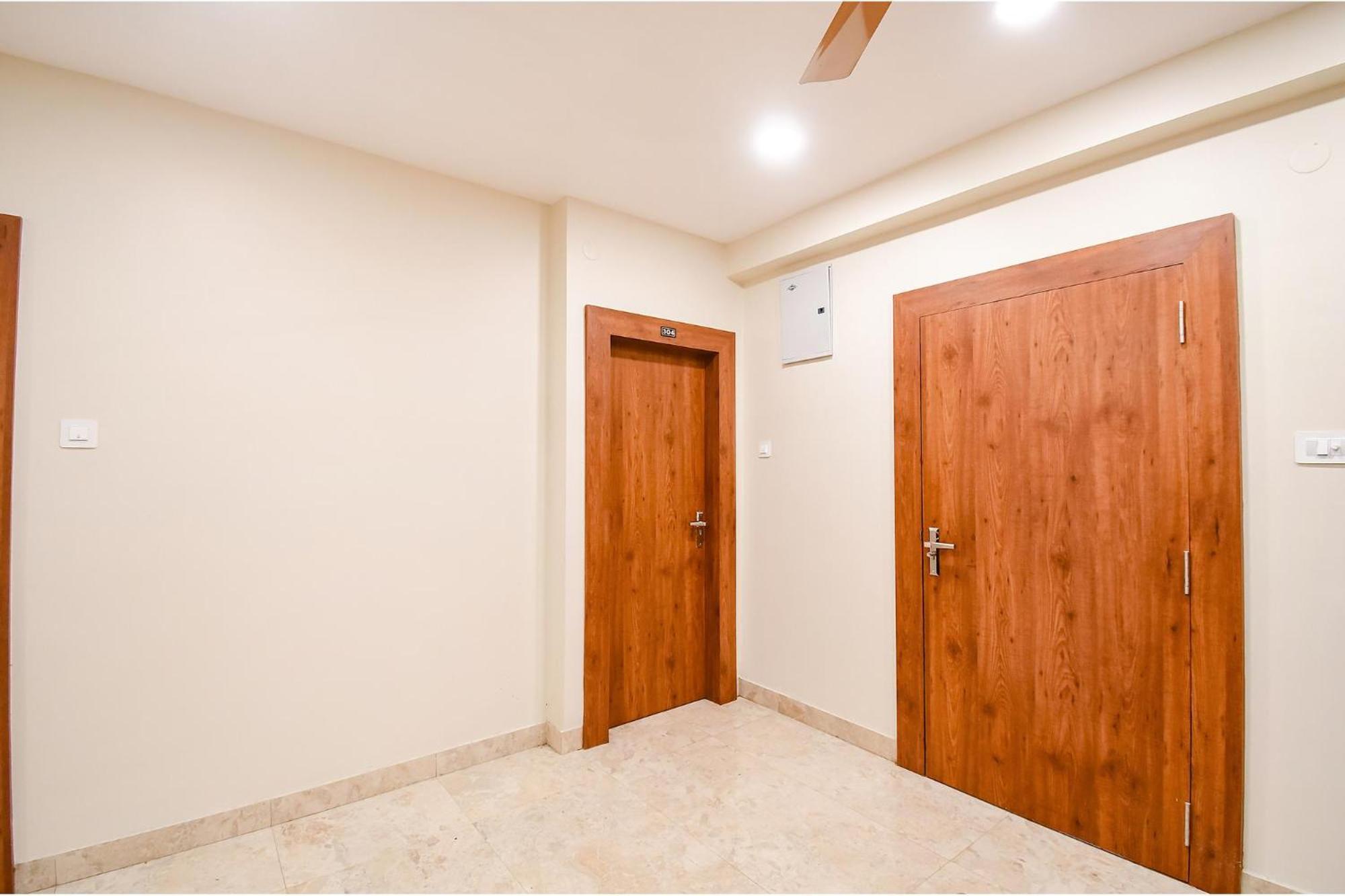 Fabhotel Dream World Residency - Nr Biswa Bangla Gate Колката Екстериор снимка