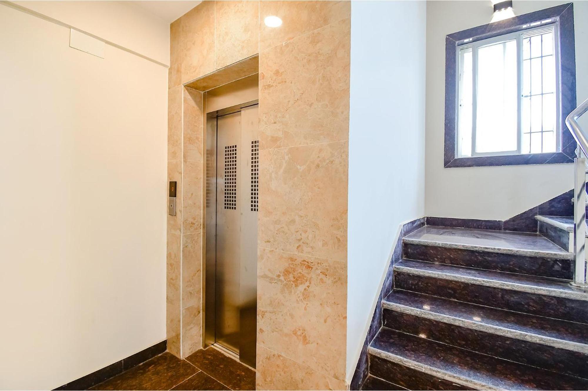 Fabhotel Dream World Residency - Nr Biswa Bangla Gate Колката Екстериор снимка