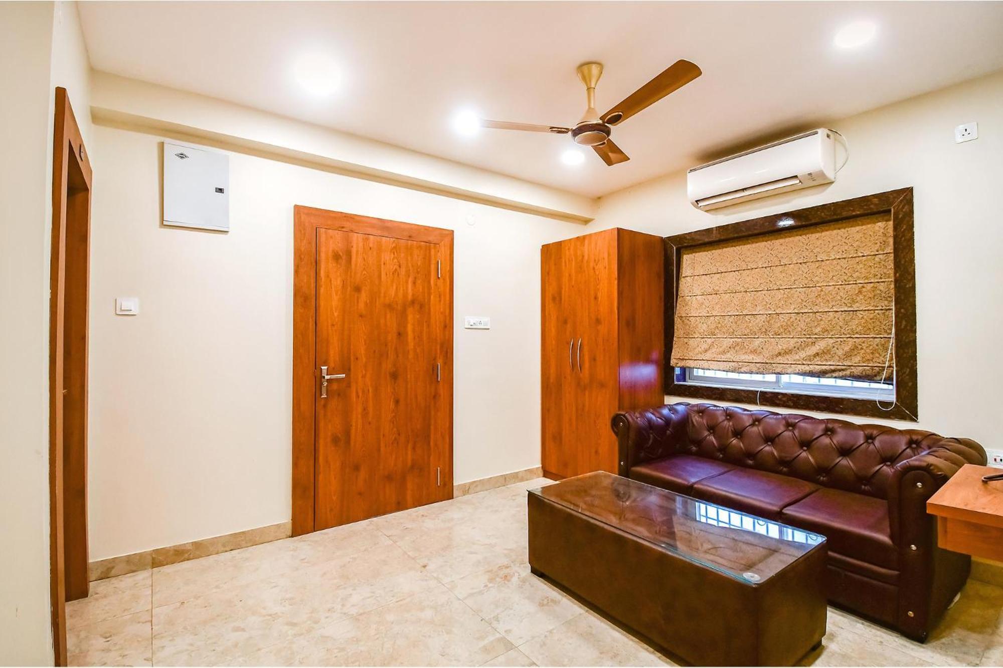 Fabhotel Dream World Residency - Nr Biswa Bangla Gate Колката Екстериор снимка